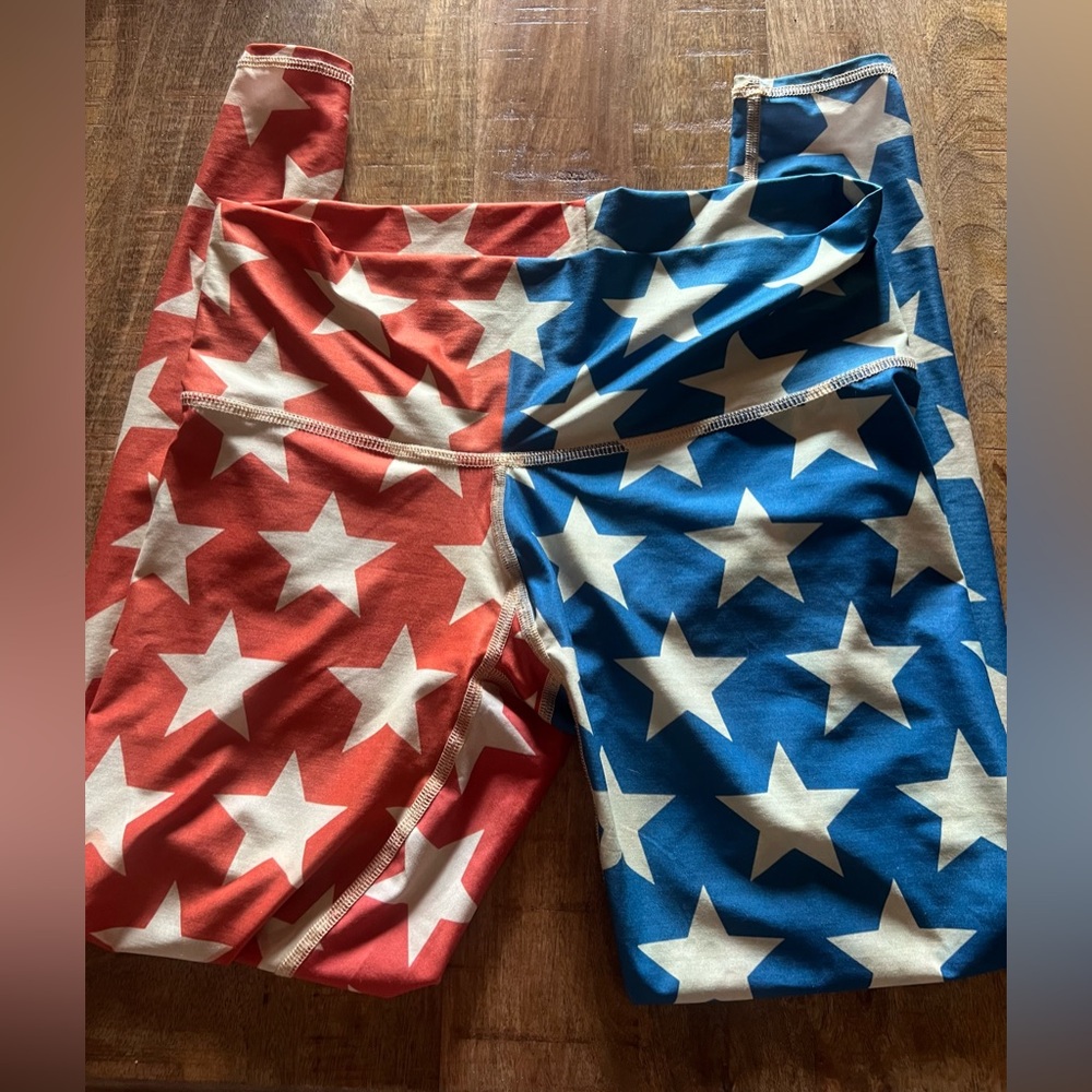 Like New Teeki 4th of July Leggings Size Large